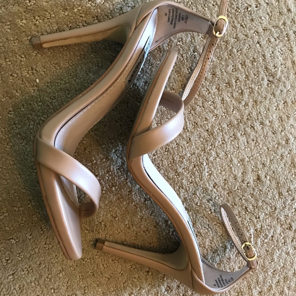 Steve Madden Sling High Heels - $40 OBO - Picture 5 of 7